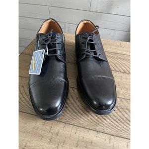 Men’s Clark’s Whiddon Cap Oxford size 8.5 Wide Brand New